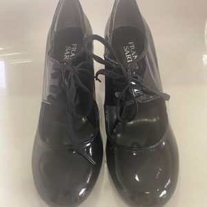 Franco Sarto Black Patent Laceups - 5.5M - New